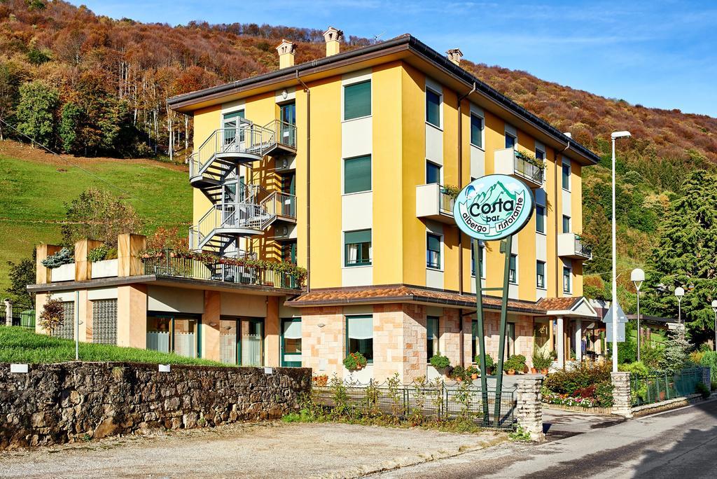 Hotel Ristorante Costa Costa Valle Imagna Exteriör bild